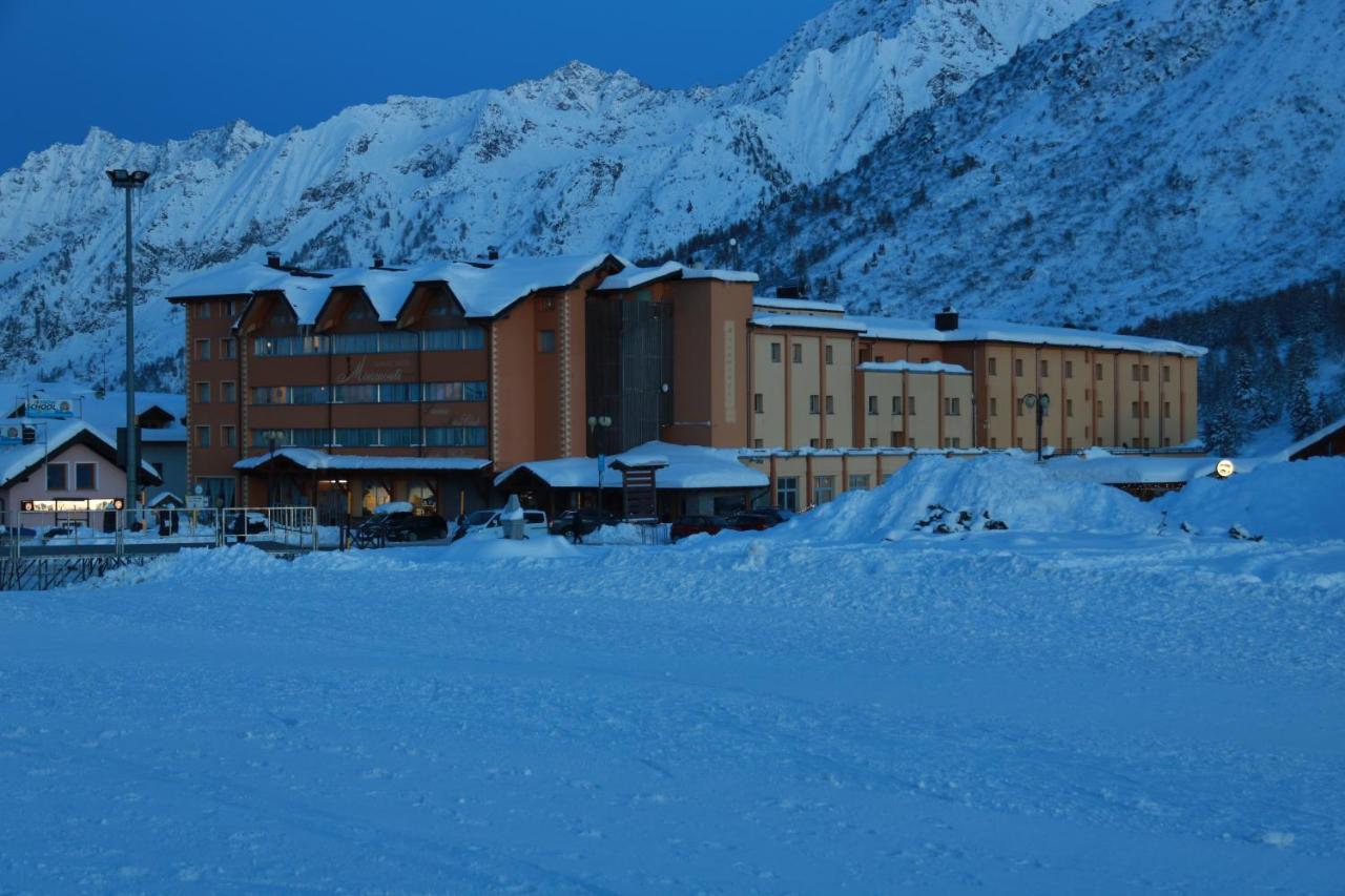 Grand Hotel Miramonti Passo del Tonale Εξωτερικό φωτογραφία