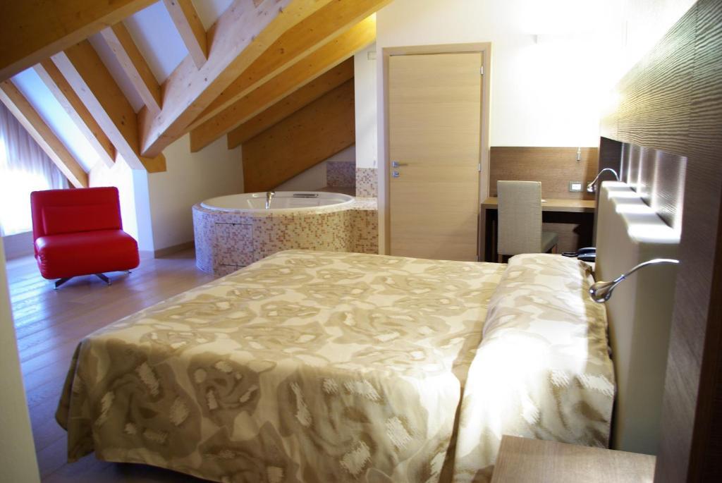 Grand Hotel Miramonti Passo del Tonale Δωμάτιο φωτογραφία