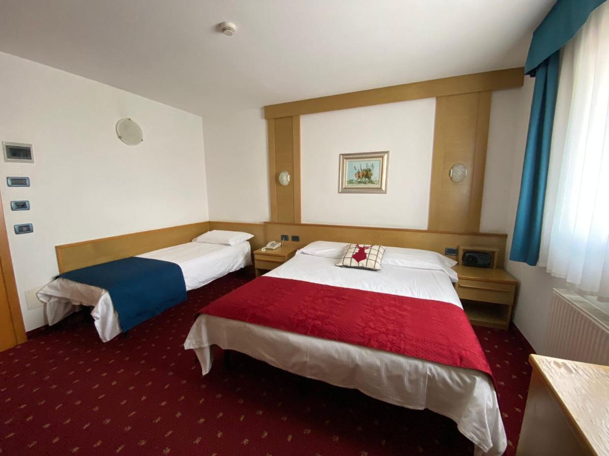 Grand Hotel Miramonti Passo del Tonale Δωμάτιο φωτογραφία