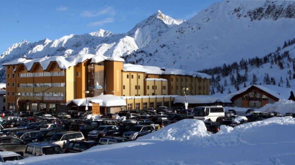 Grand Hotel Miramonti Passo del Tonale Εξωτερικό φωτογραφία